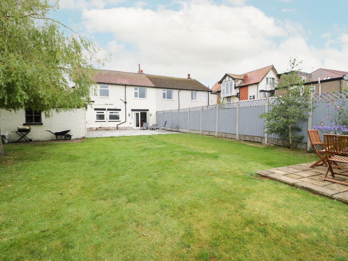 The Anchorage Villa Colwyn Bay Exterior photo